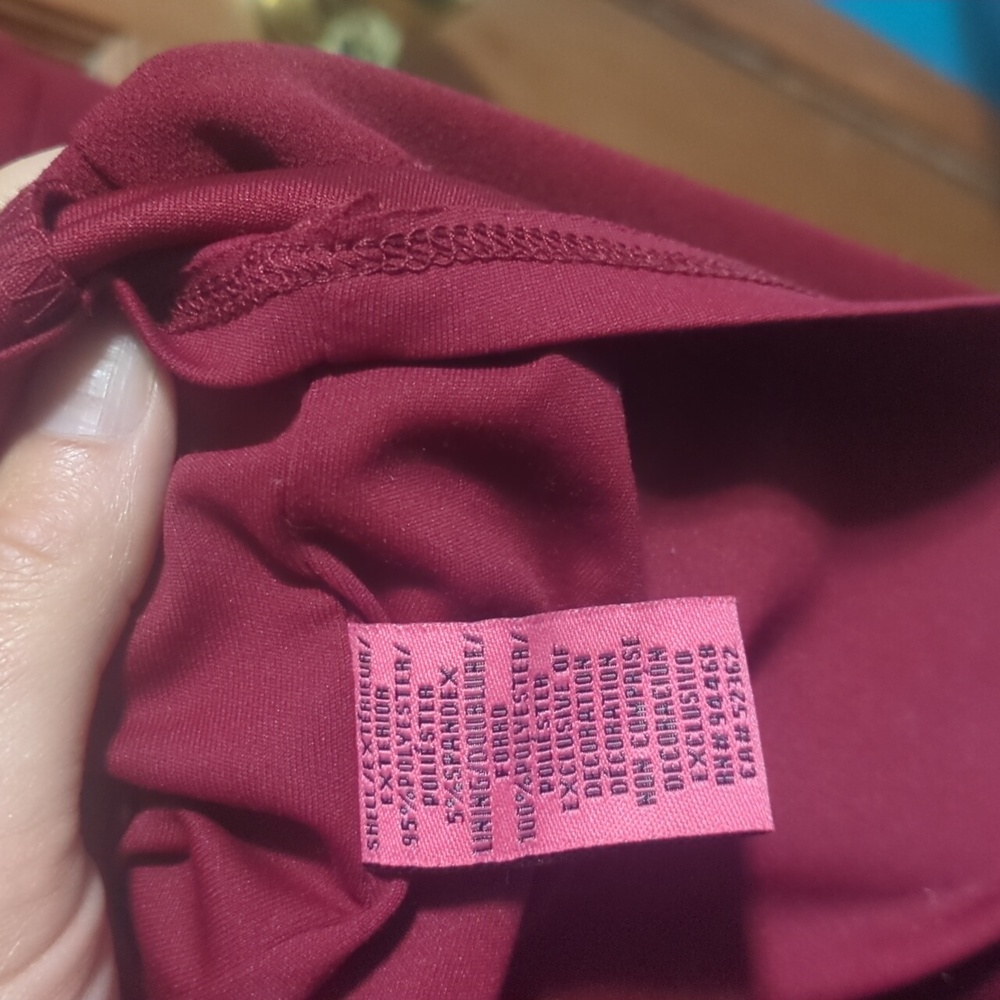 Betsey Johnson Burgundy Midi Dress with Cream Trim 4 - Picture 6 of 6